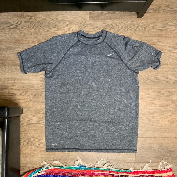 nike dri fit shirt - Picture 3 of 6